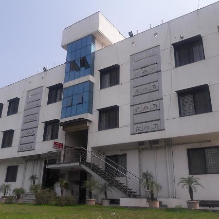 Hotel Naivedya Αουρανγκαμπάντ Εξωτερικό φωτογραφία