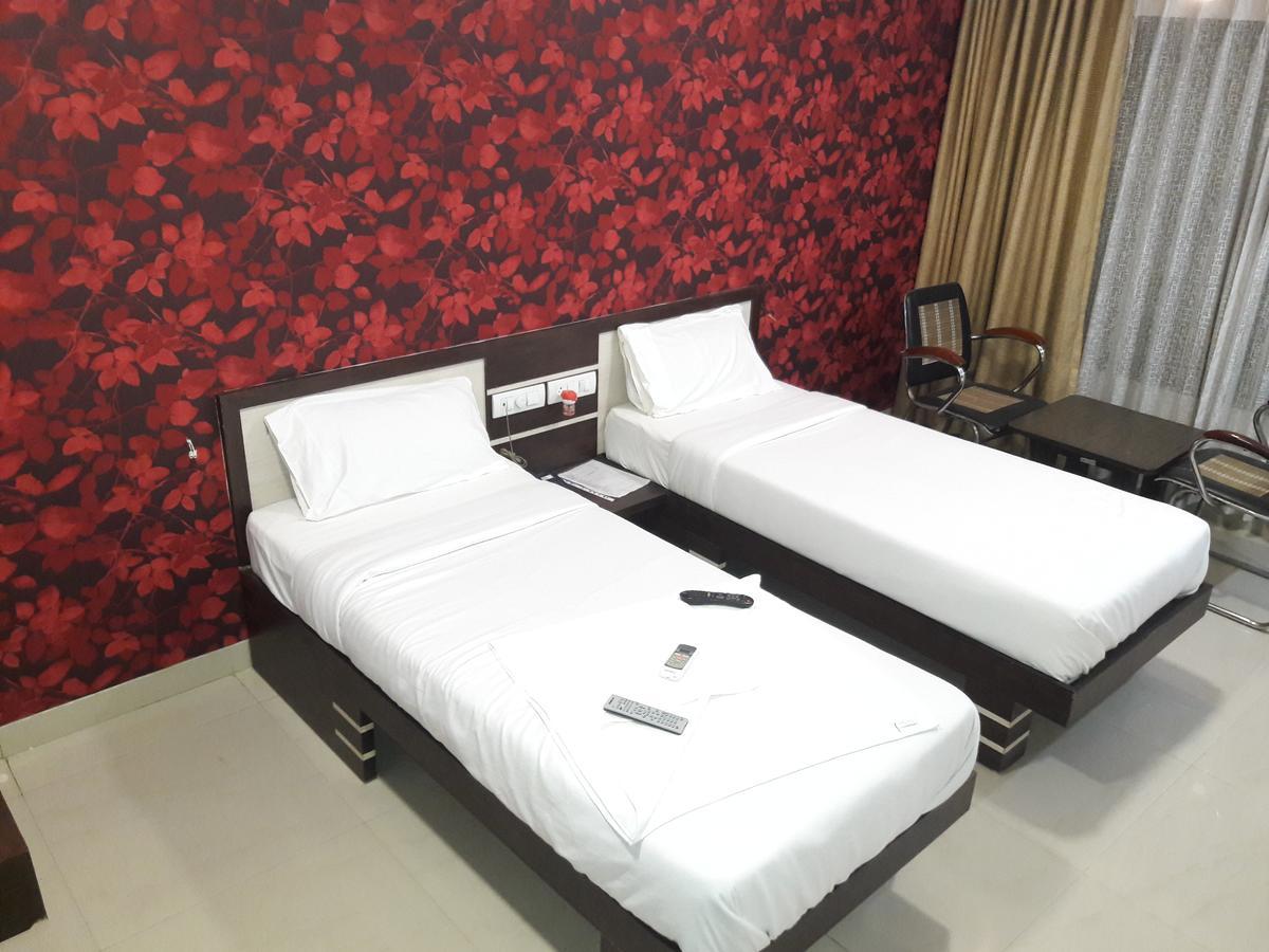 Hotel Naivedya Αουρανγκαμπάντ Εξωτερικό φωτογραφία